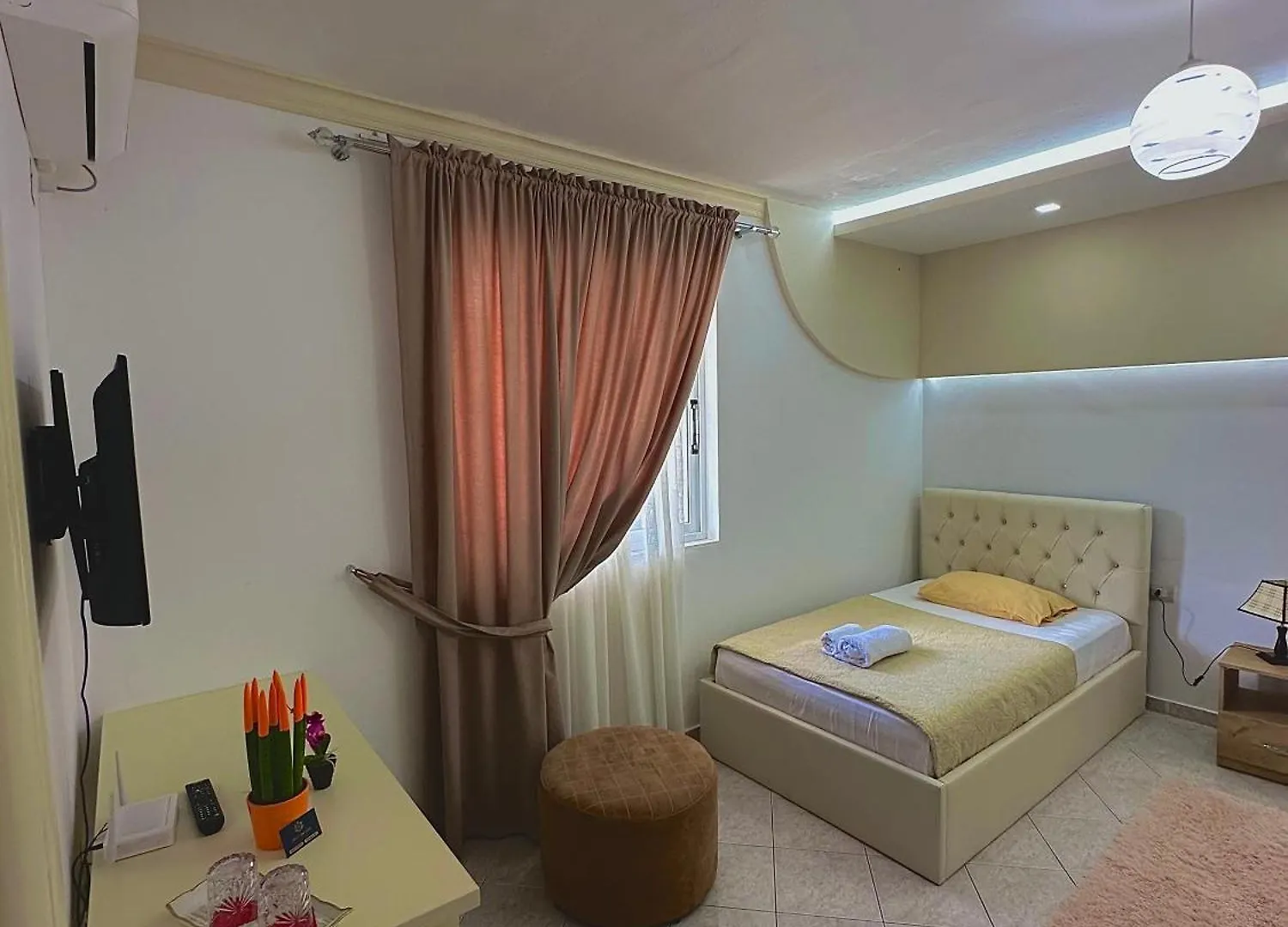 Villa Braho Gjirokastër 0*,  Albania